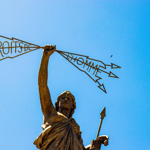 Statue zu Menschenrechten